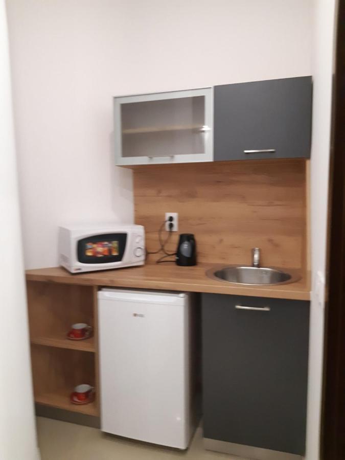 Anela Apartment *